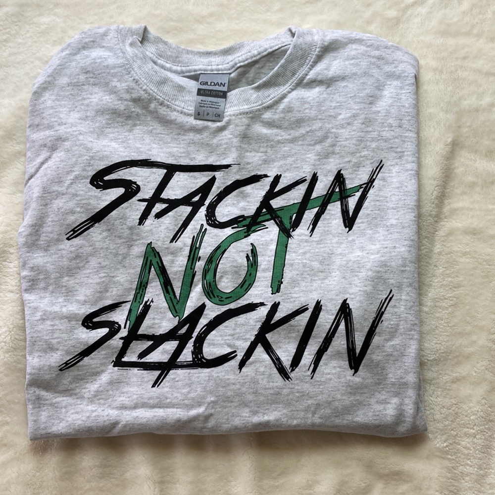 Gildan Skateboard T-shirt Stackin not slackin